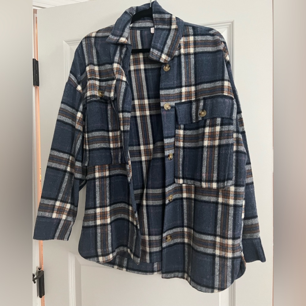 Pink lily flannel shacket